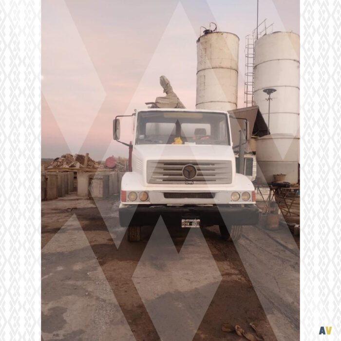Camión con mixer MB 2318 (ID603) - Imagen 5