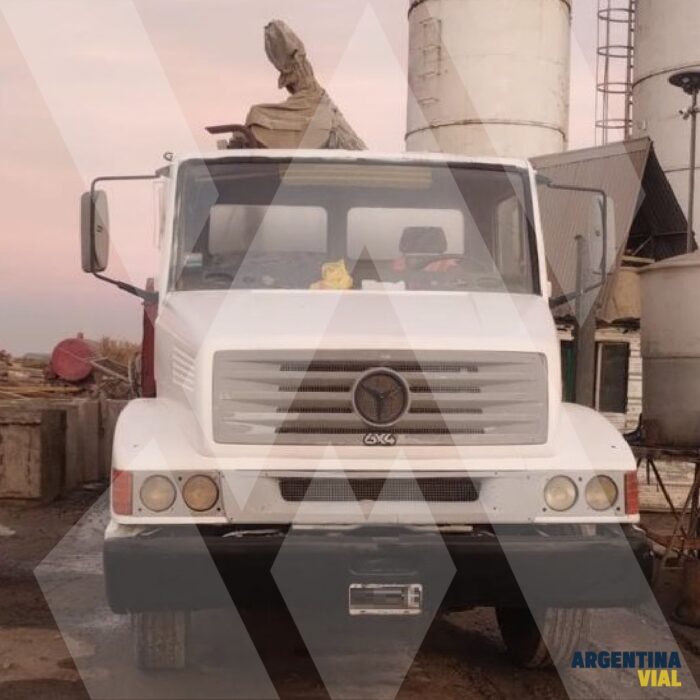 Camión con mixer MB 2318 (ID603) - Imagen 9