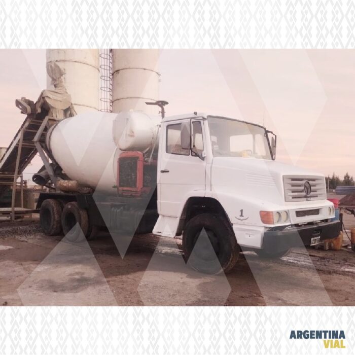 Camión con mixer MB 2318 (ID603) - Imagen 8
